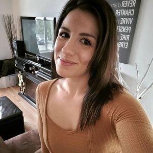 Meet your Posher, Laurie